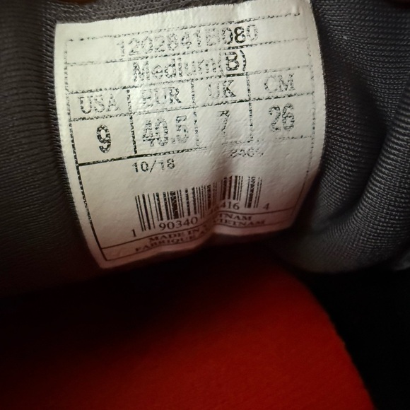 Brooks Adrenaline GTS 19 Women's Running Sneakers Black, Purple, Coral Size 9 - Picture 5 of 10